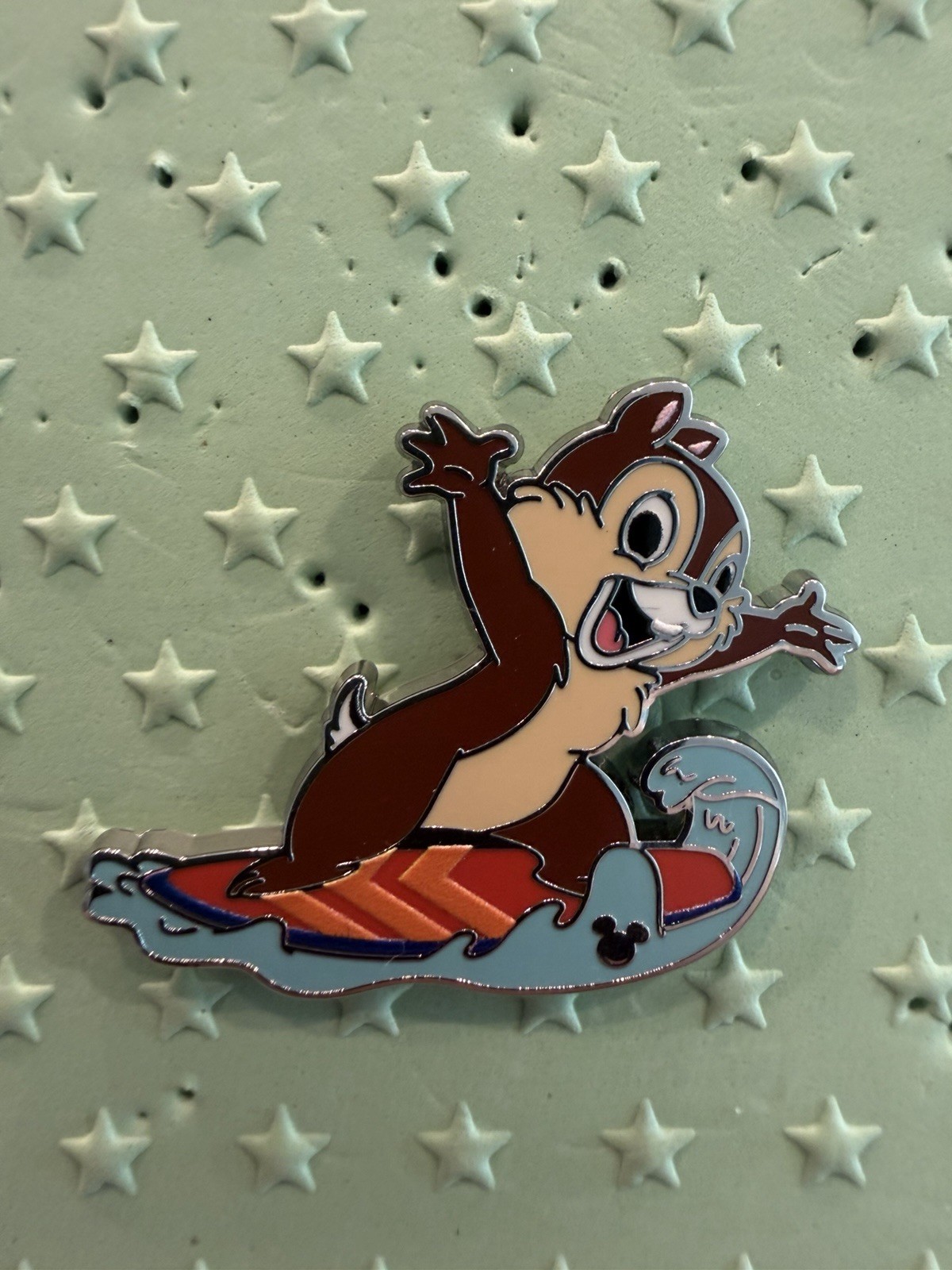 Disney Pin WDW Chip Enjoys Seasons and Holidays Summer Hidden Disney 2026 Wave A