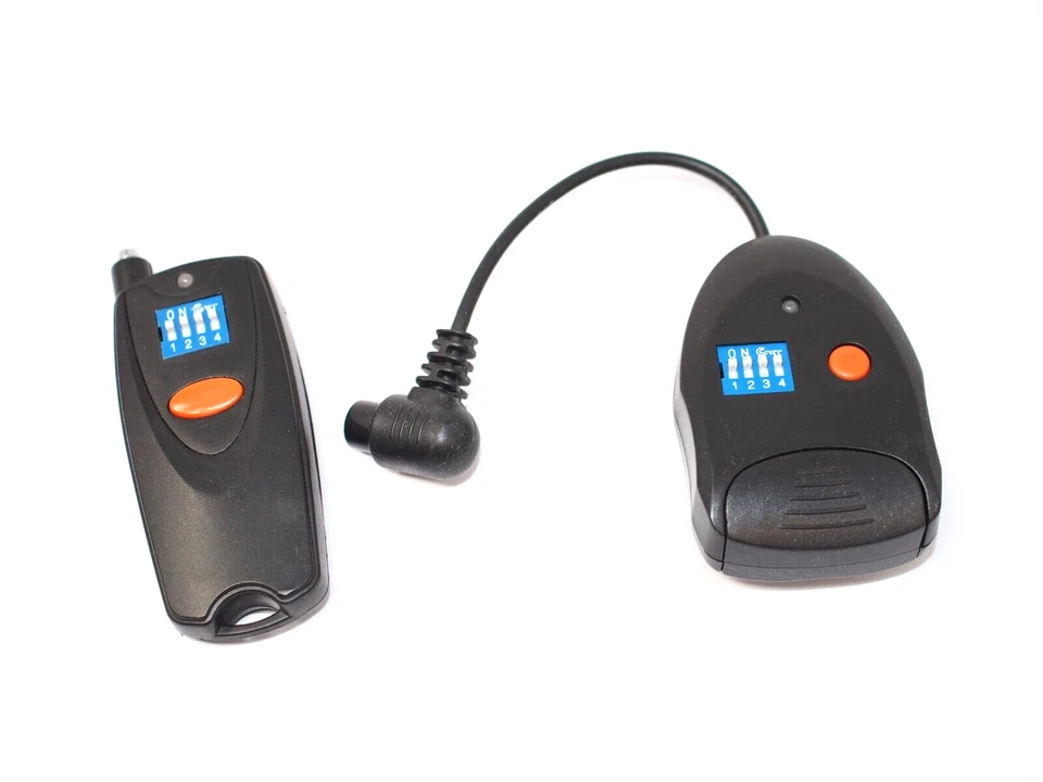 Aputure MC-30 Wireless Remote Control for Nikon Digital Cameras - Image 2 of 4