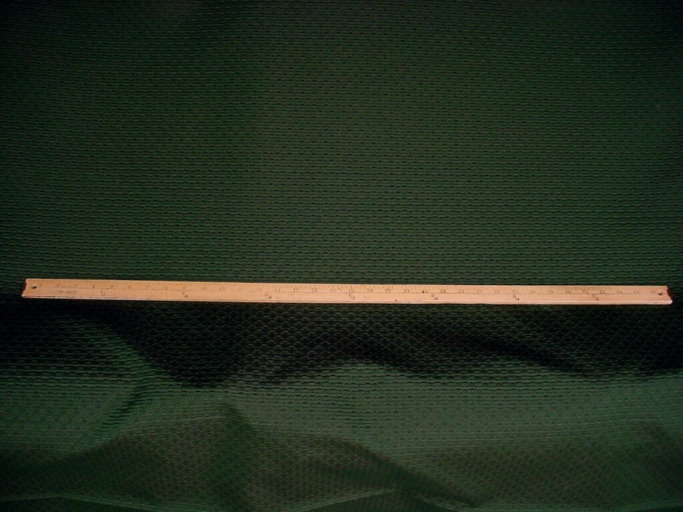 Tela de tapicería de celosía texturizada verde tejido Ghantrey 13-3/8Y Lee Jofa 960251 Foto 2 de 4