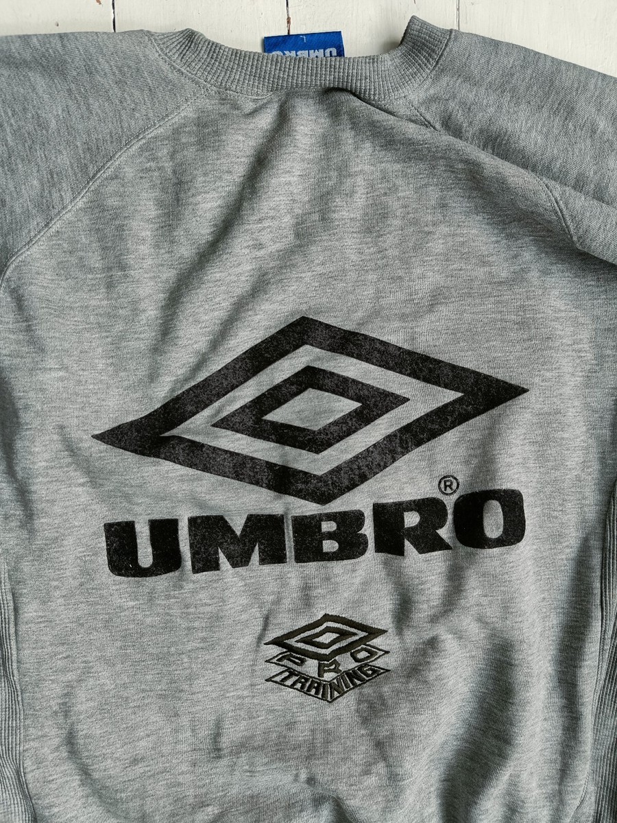 トップス 90's UMBRO PRO TRAINING Sweat GRAY Umbro Vintage Umbro Pro Training Gray T-Shirt XL - Gem