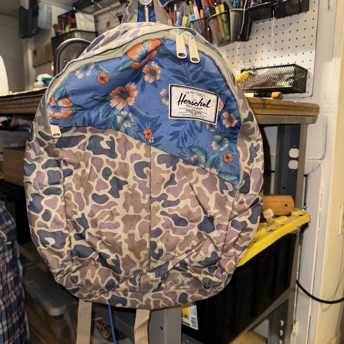 Herschel Backpack Hawaiian Print Camo 11721-07175-OS_04.jpg main image 3