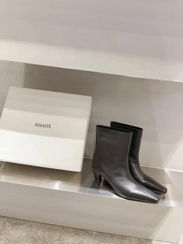KHAITE Low Heel Square Head Leder Damen Stiefel, High Heel Kurz / Lang Stiefel - Bild 25 von 28