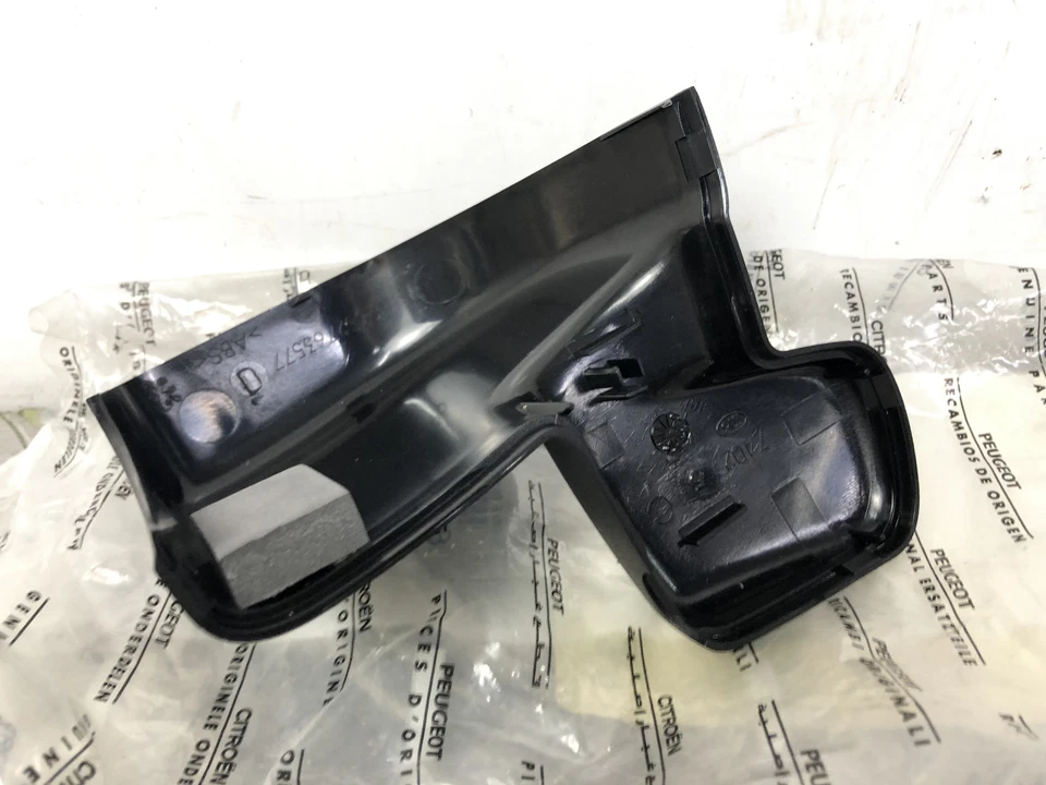 Oem Citroen Peugeot 8149.xj 407 04-09 Interior Rear View Mirror Trim 9652763577 - Image 3 of 4