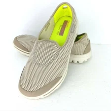 Skechers 13755 Rival Women 9.5 BeigeMemory Form Fit Slip On Loafer Shoe Go Walk