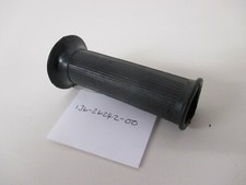 NOS YAMAHA YL1 YA6 YL2 GENUINE RIGHT HANDLEBAR THROTTLE GRIP 136-26242-00