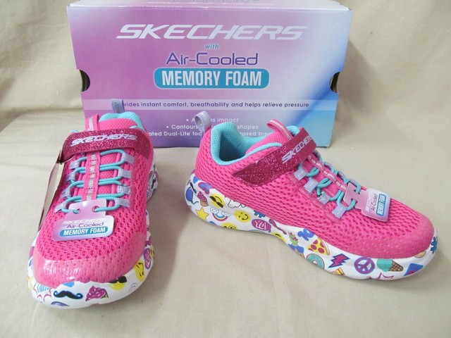 youth skechers