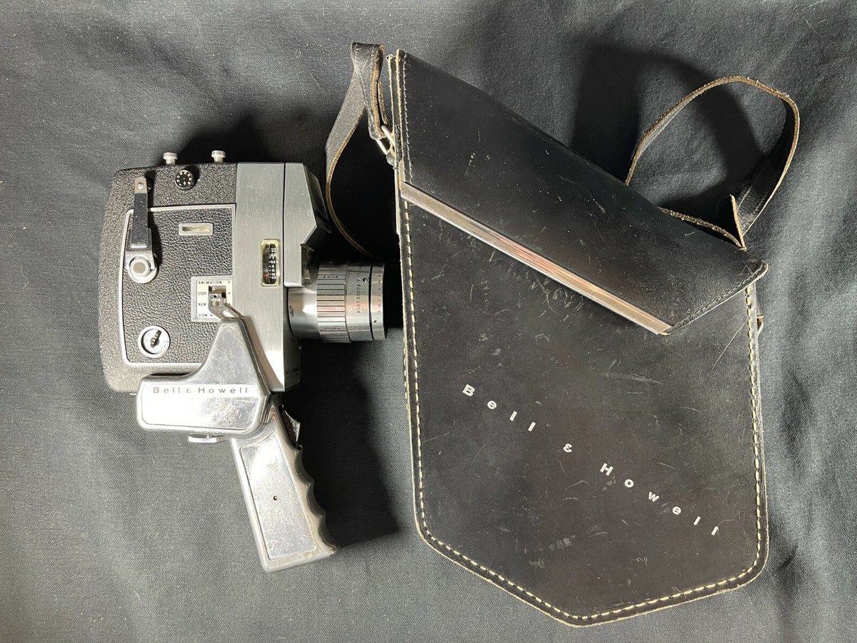 Vintage Bell & Howell Magazine 8mm movie Camera Duo-Speed
