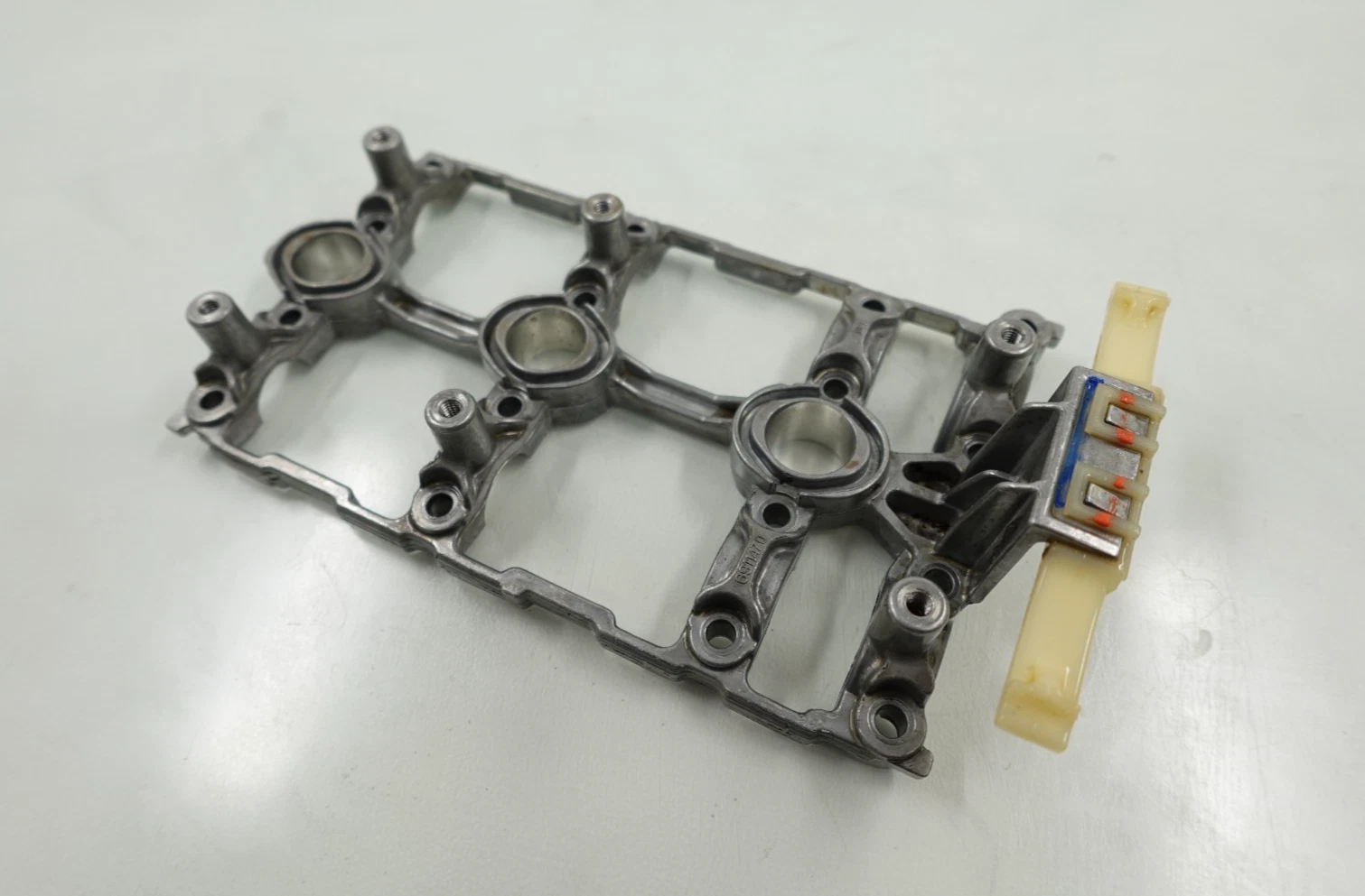 2014-2025 Sea-Doo SPARK Trixx 900 OEM Cam Shaft Upper Housing 420911475