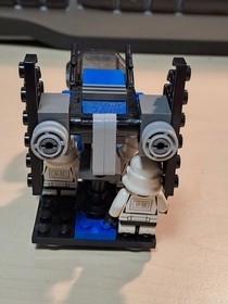 LEGO Star Wars: Imperial Dropship (7667) with figures and instructions