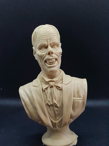 Phantom der Oper? 4 1/2 Zoll Harz Büste. Tolles Detail, sehr interessanter Artikel - Bild 2 von 12