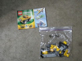 LEGO Lot of 5 Creator Sets (w/instructions) (used) 4918, 6741, 6742. 4915, 4838