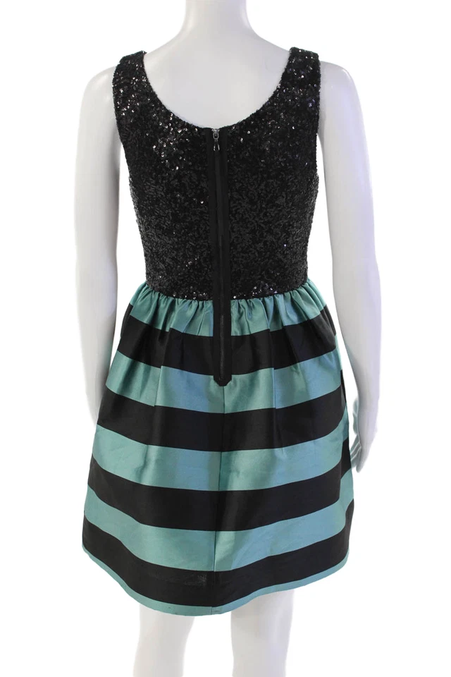 Женское мини-платье Leifsdottir с глубоким круглым вырезом без рукавов с блестками в полоску с широкой юбкой размер 2 - Изображение 3 из 4