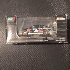 Revell 1:43 Dale Earnhardt Goodwrench OREO Monte Carlo Diecast NASCAR