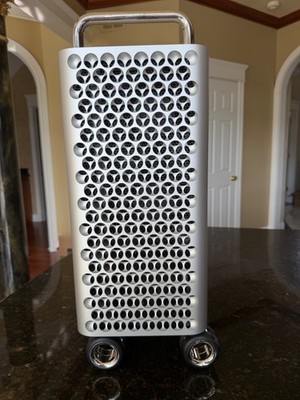 Apple Mac Pro 2019 12-Core Xeon W | 96GB RAM | 4TB SSD | Vega II 32GB- Excellent