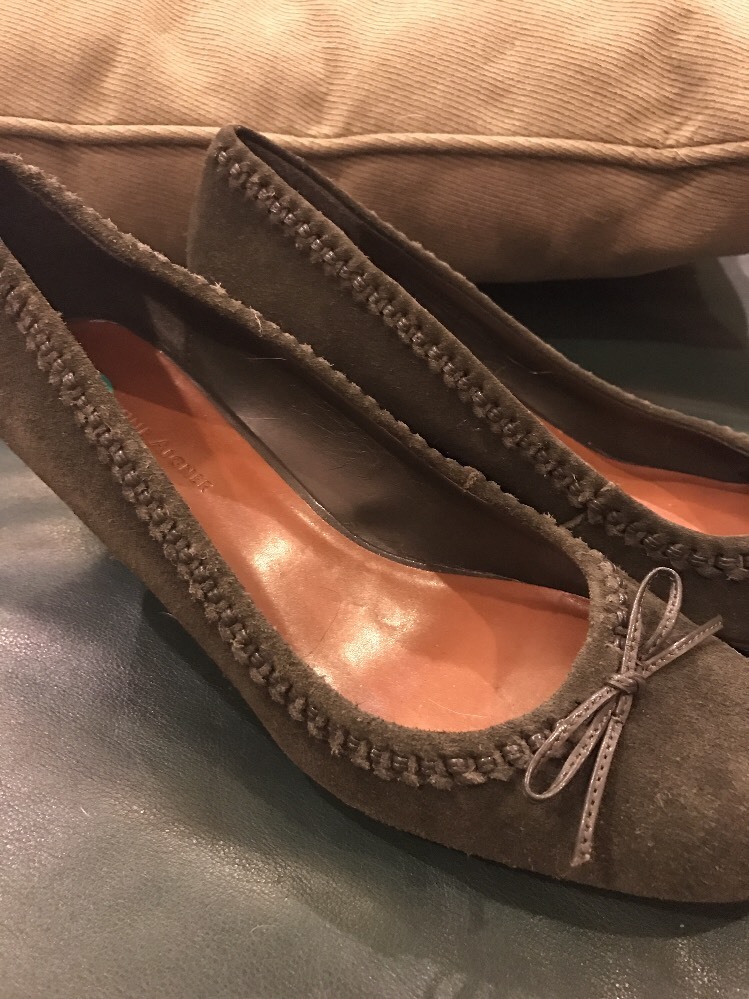 Etienne Aigner Green Suede Wedge Heels Size 8 Medium-image