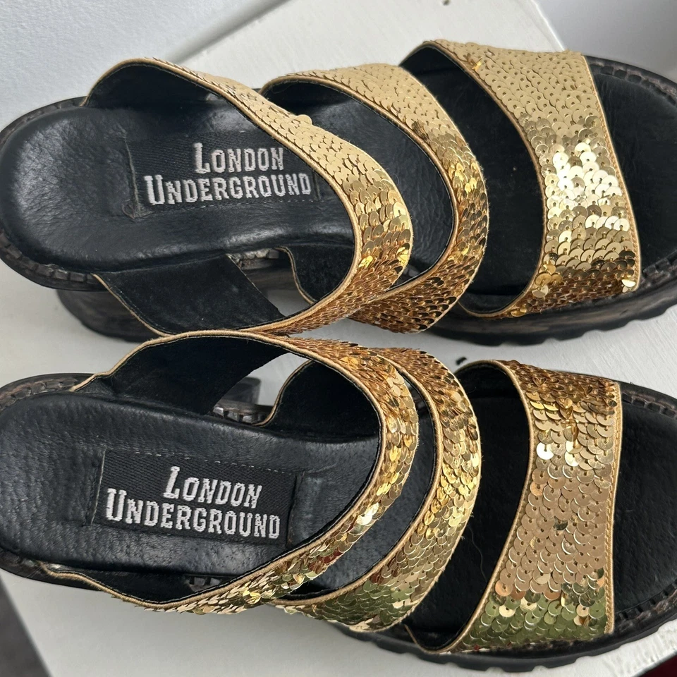 Sandalias de lentejuelas doradas subterráneas de Londres de diseñador raro vintage años 90 - talla 7 Foto 4 de 4