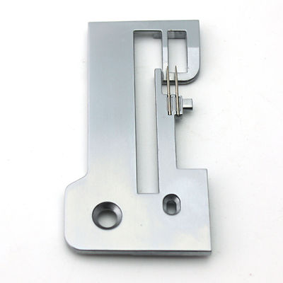Overlock Naaimachine Naaldplaat, Roestvrij Staal Multifunctionele XB0306001 Naaldplaat voor 1034D 1134D 2034D DZ1234, Ontworpen voor Perfecte Compatibiliteit met Uw Machine