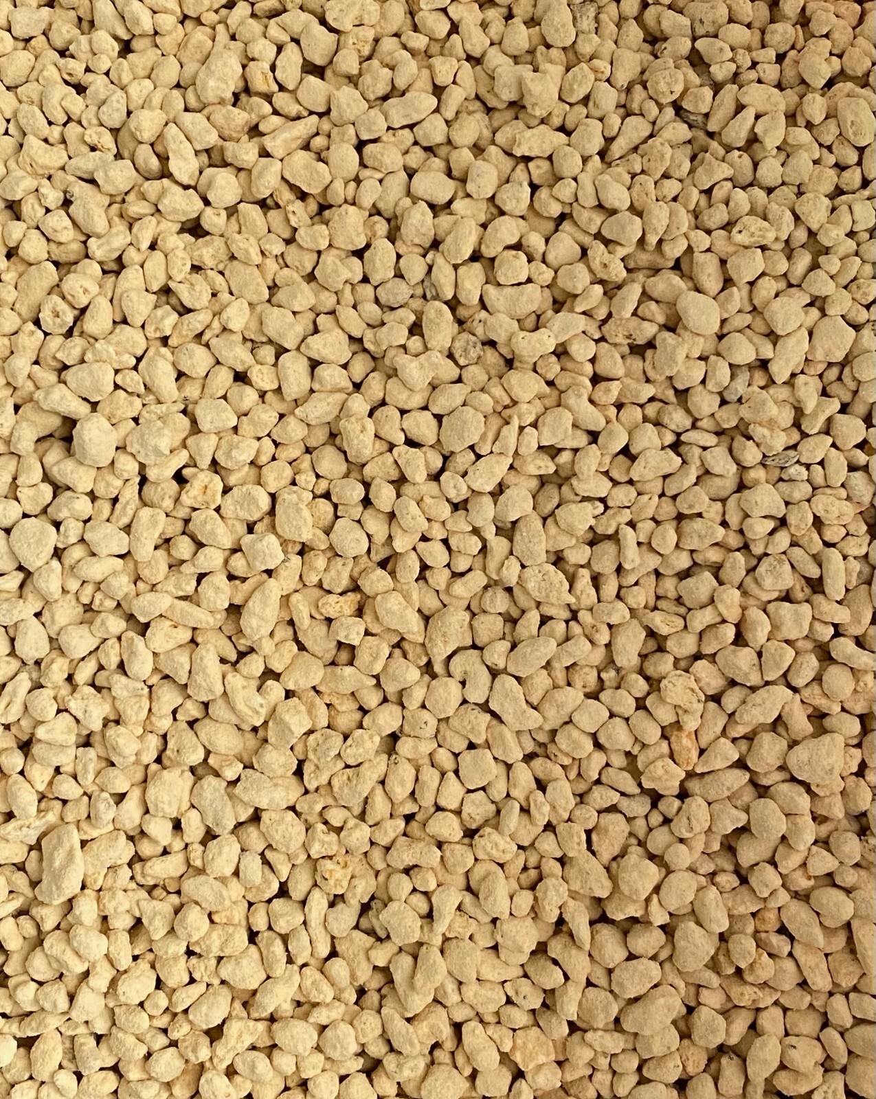 Japanese kanuma soil, small grain