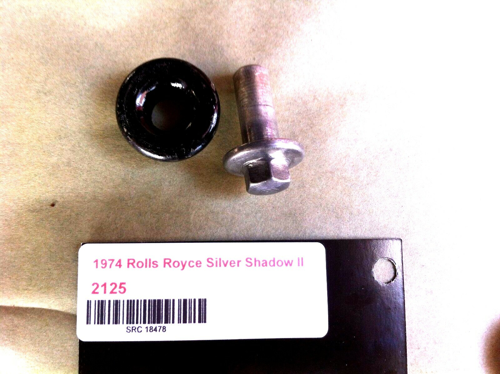 65 - 80 ROLLS ROYCE SILVER SHADOW VALVE COVER GASKET SCREW UE6569 UE6570