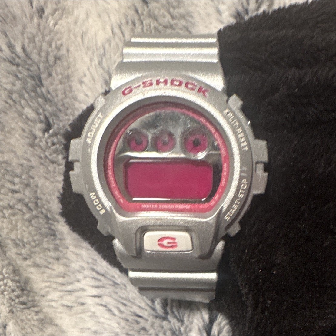 G-SHOCK G-SHOCK Digital Quartz Sport Watch 200m Water Resistant Silver/Pink