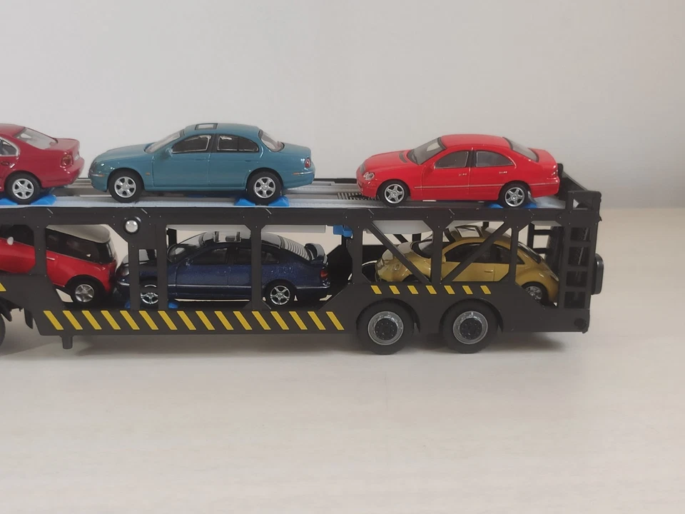 Mercedes-Benz Actros Bisarca Con Auto BMW,Jaguar,Lexus,Mini 1/72 Camion Truck - Immagine 3 di 4