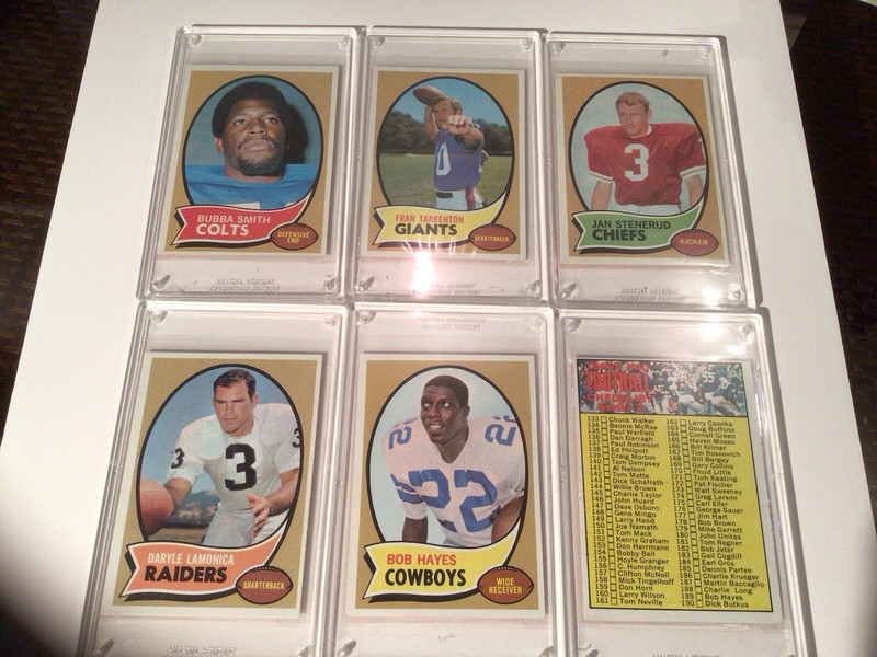 1970 Topps Football. Six Card Lot. Rookies, Stars & Checklist Super Condition.