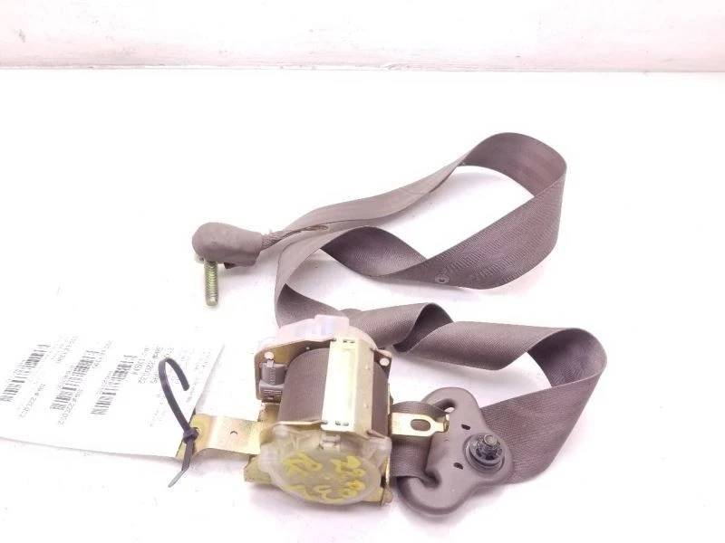 Lexus LX450 1996 lado del pasajero conjunto del cinturón de seguridad delantero  Foto 2 de 4