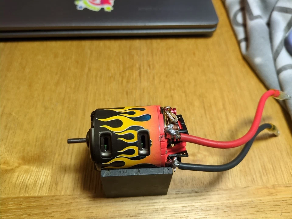 Reedy Spec 19 Quad Mag Brand New Ball Raced Spec Motor Ready ToUse Retro Vintage - Image 2 of 4