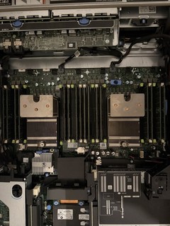 Dell R720 2x E5 2690 v2 3.0Ghz 10 Core 256GB RAM 16x 900GB H710 Mini RAID