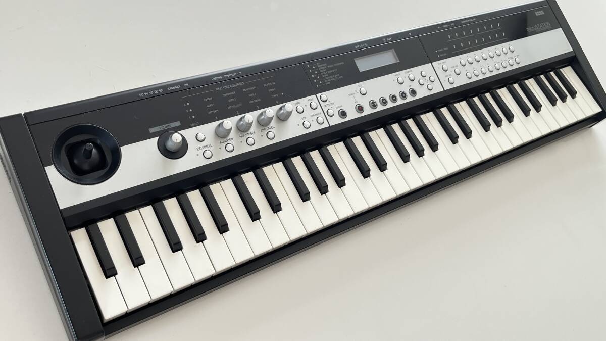 KORG microSTATION キーボード s-l1200.jpg