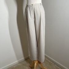 Giorgioio Armani Women  s Lightweight Slacks in Tan - Size 10