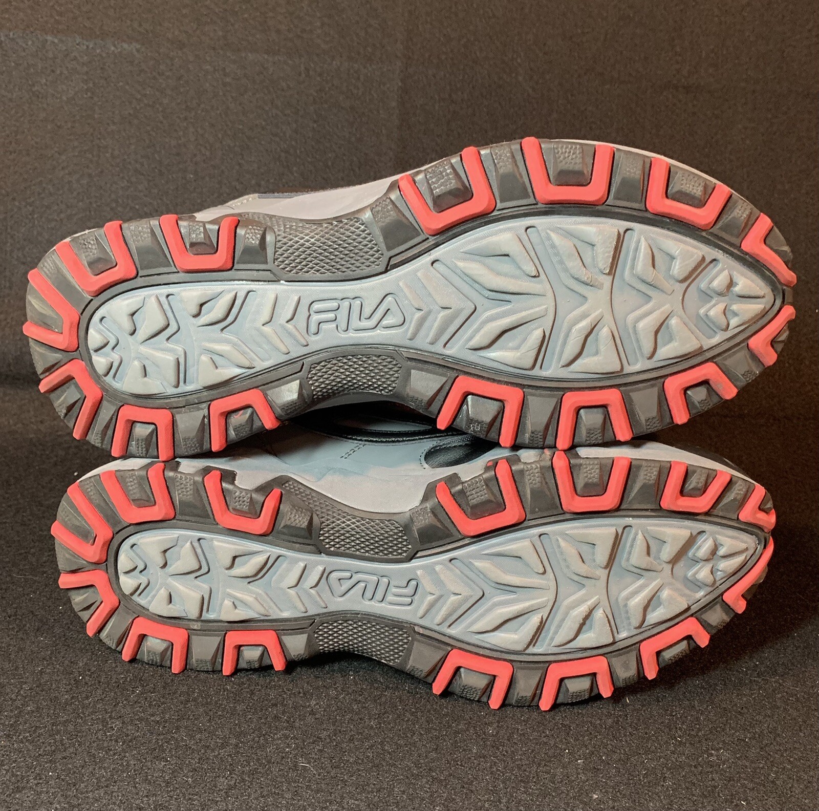 FILA Men's Reminder Athletic Running Hiking Shoes Gray/black/red Size 9