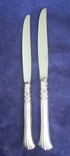 Floral Queen by Oneida SilverPlate Modern Table Knife  A Set of Two 1992-97 EUC