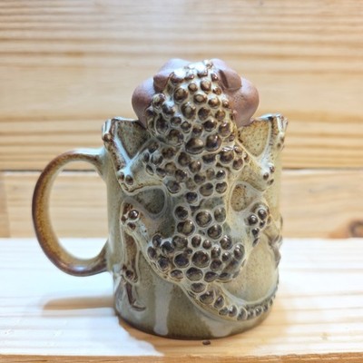 Vintage Japan Art Pottery Lizard Fangs Glazed Stoneware Gempo Giftcraft Mug Cup