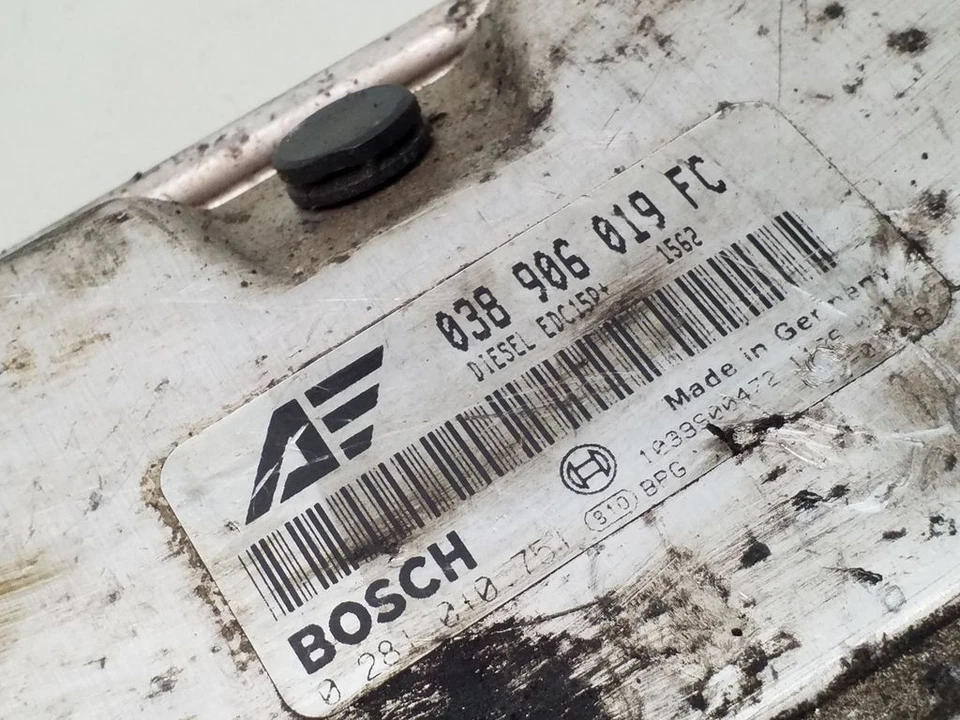 Centralina motore diesel Seat Alhambra (Mk1) 2001 modulo 038906019FC 85kW - Immagine 3 di 3