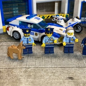 LEGO CITY Police Station (60141) Complete Set & Minifigs No Box or Instructions