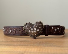 Justin Women  s Western Tooled Leather Belt Jeweled Heart Buckle Size 32