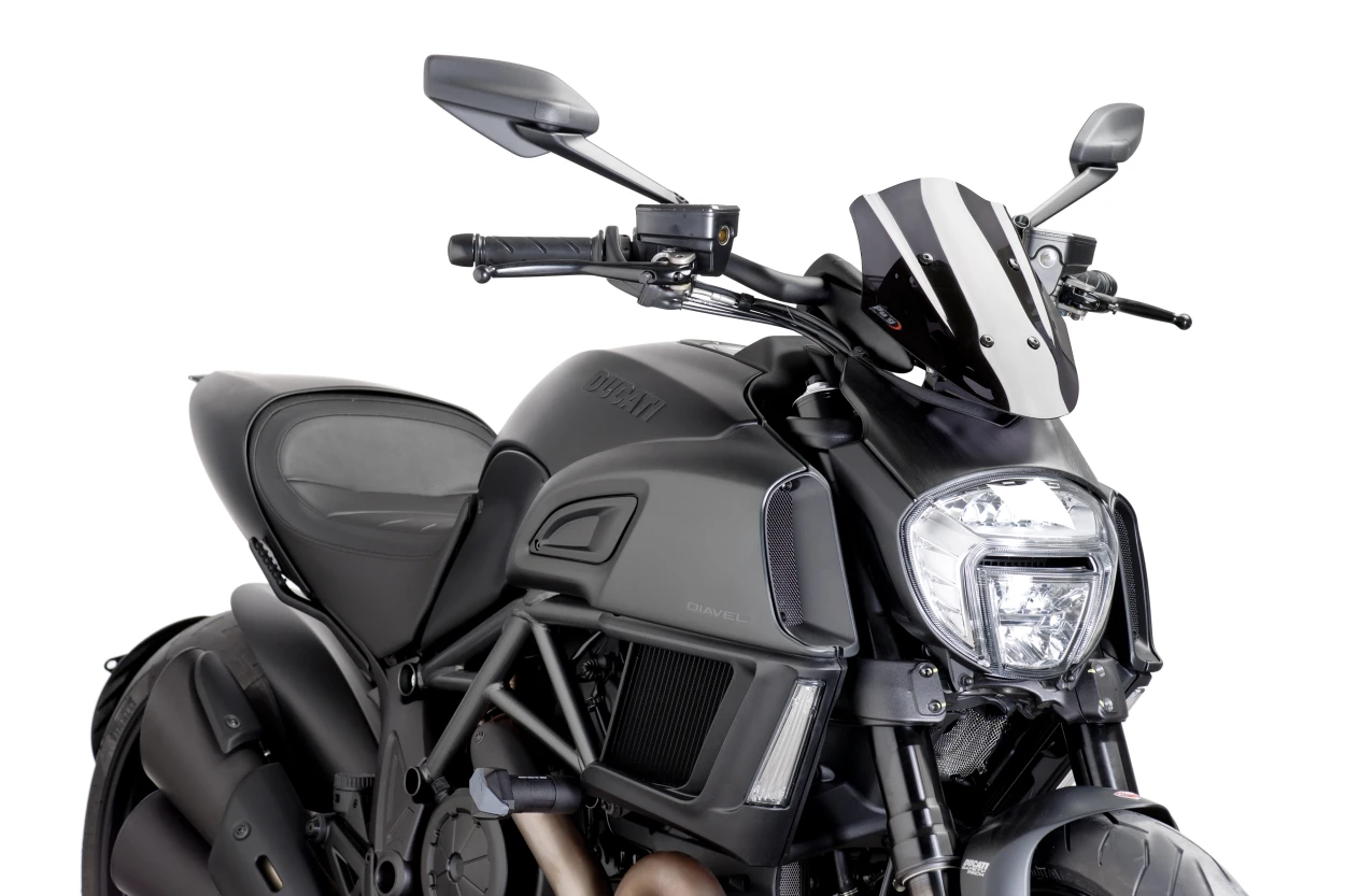 Puig Dark Smoke New Generation Adjustable Sport Screen Ducati Diavel 1200 14-16 - Image 2