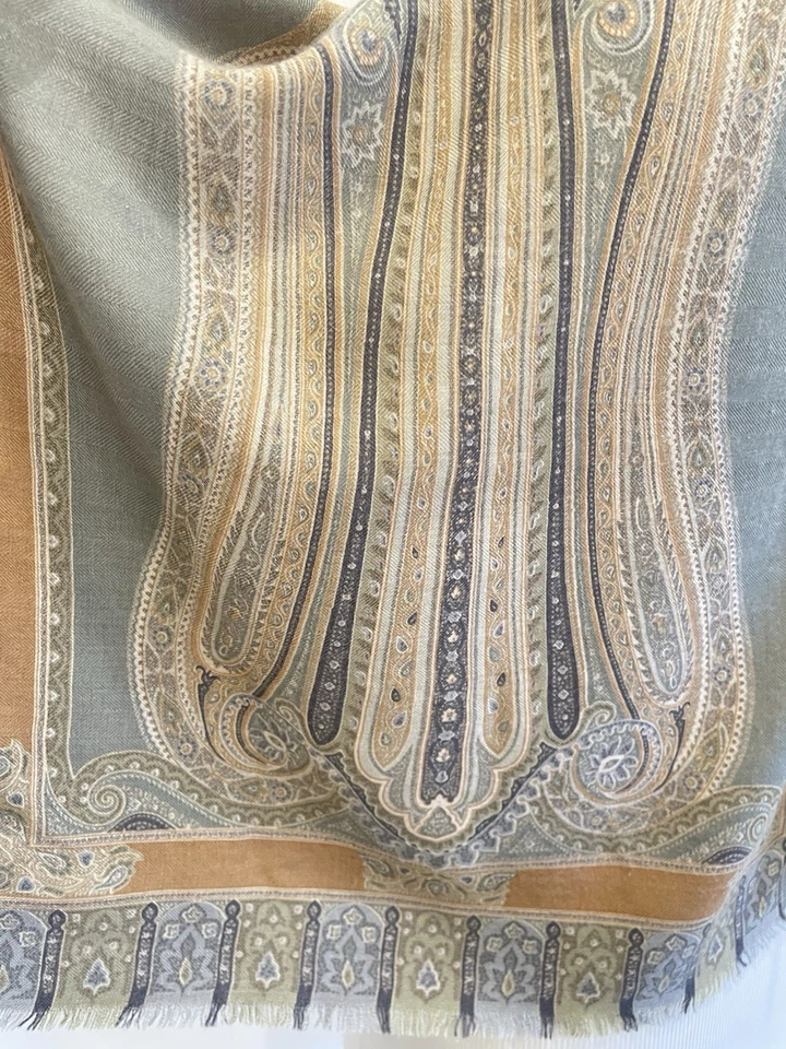 H31# Etro Milano Paisley Scarf 70% Cashmere 30% Silk Fringe Wrap Made In Italy - Image 4 of 4