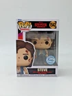 Funko Pop! Stranger Things Steve Battledamage #1542 Funko SE W/Protector FLAW