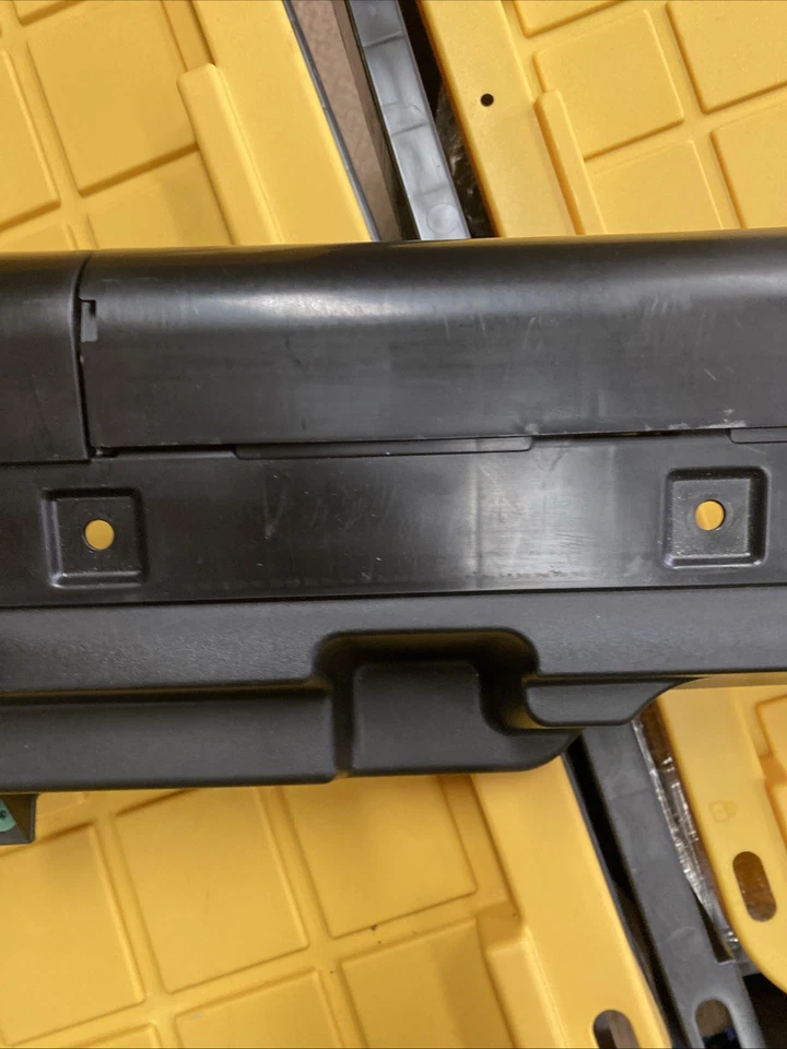 Espaciador de maletero trasero Subaru Forester 2014 2015 2016 2017 2018 95086SG000 fabricante original Foto 3 de 4