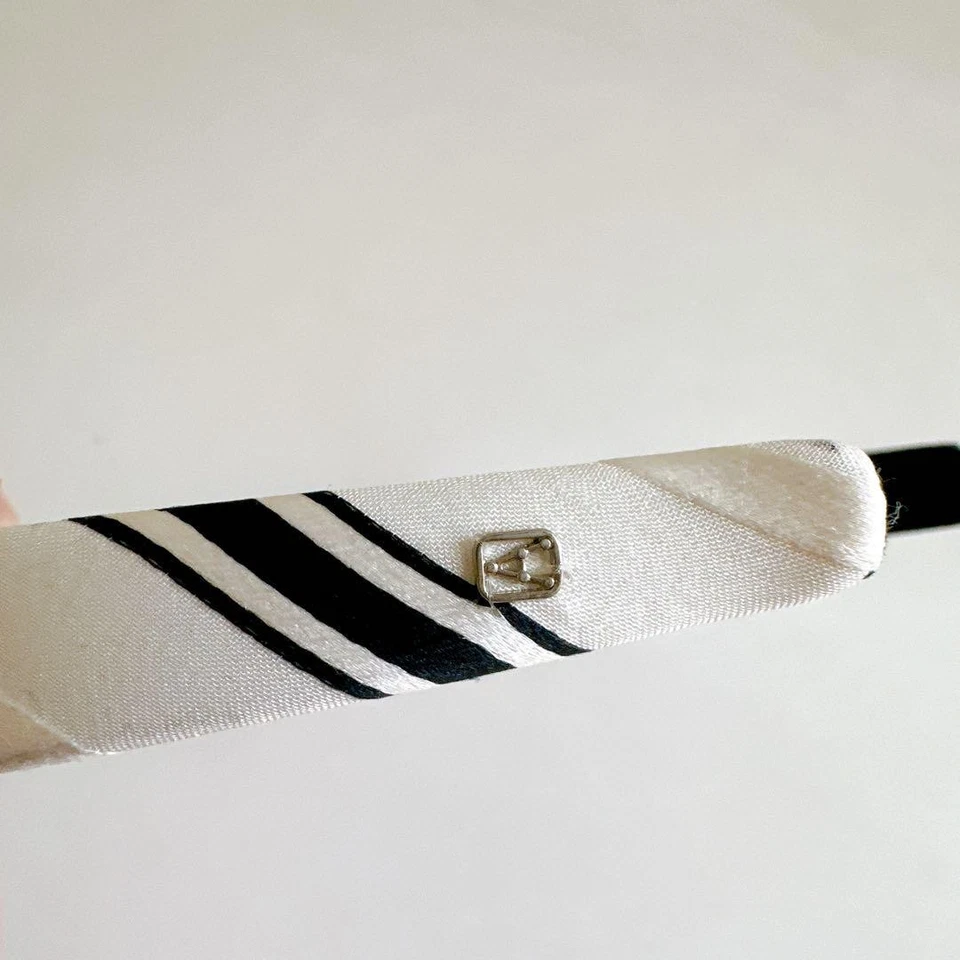 Diadema ALEXANDRE DE PARIS rayas blancas negras Foto 2 de 4