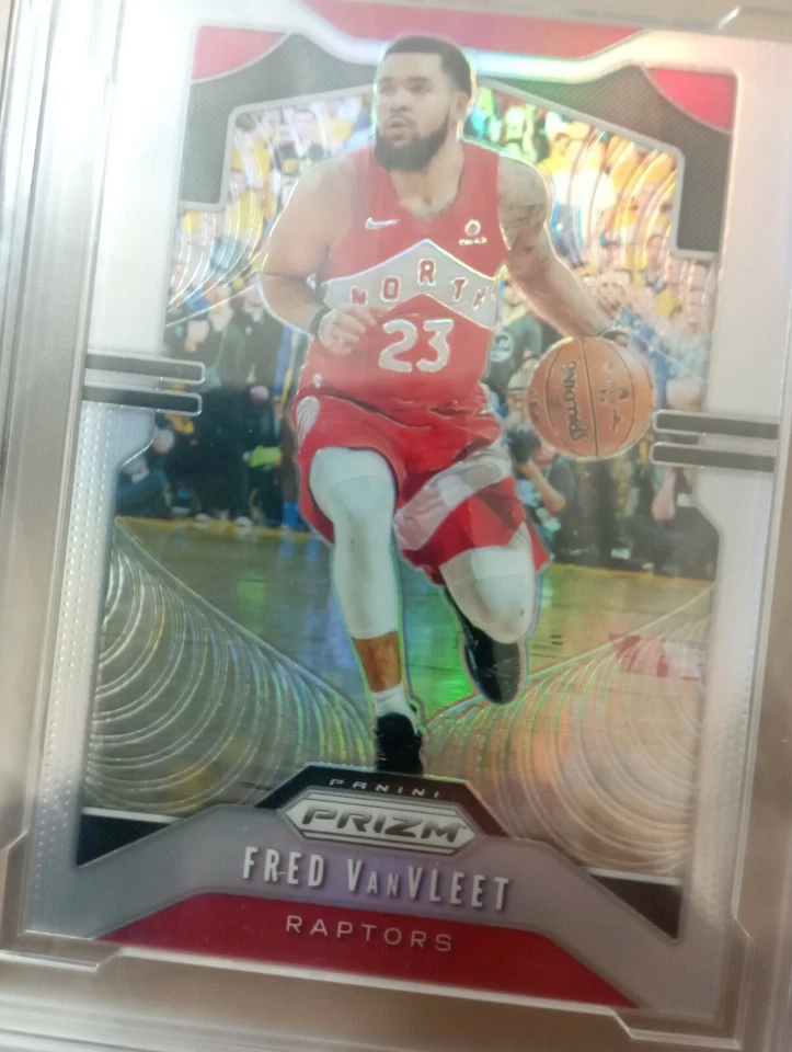 Fred Vanvleet 2019 Panini Prizm Silver Base NBA card (BYCC-10) - Image 2 of 4