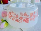 RARE VINTAGE PYREX PERFECT PINK GOOSEBERRY CASSEROLE BOWL #472