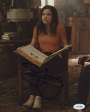 Sarah Jeffery Charmed Autographed Signed 8x10 Photo COA #A34