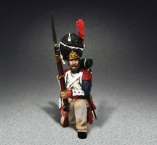 BRITAINS NAPOLEONIC FRENCH 36204 FRENCH IMPERIAL GUARD KNEELING DEFENDING NO. 2