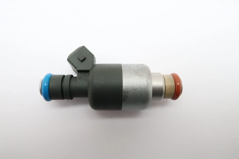 JUEGO 8 INYECTORES DE COMBUSTIBLE OEM Rochester para Chevrolet C2500 7,4 L V8 17109596 Foto 2 de 2