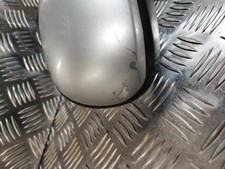 Retroviseur droit (ou coque) Nissan ALMERA TINO