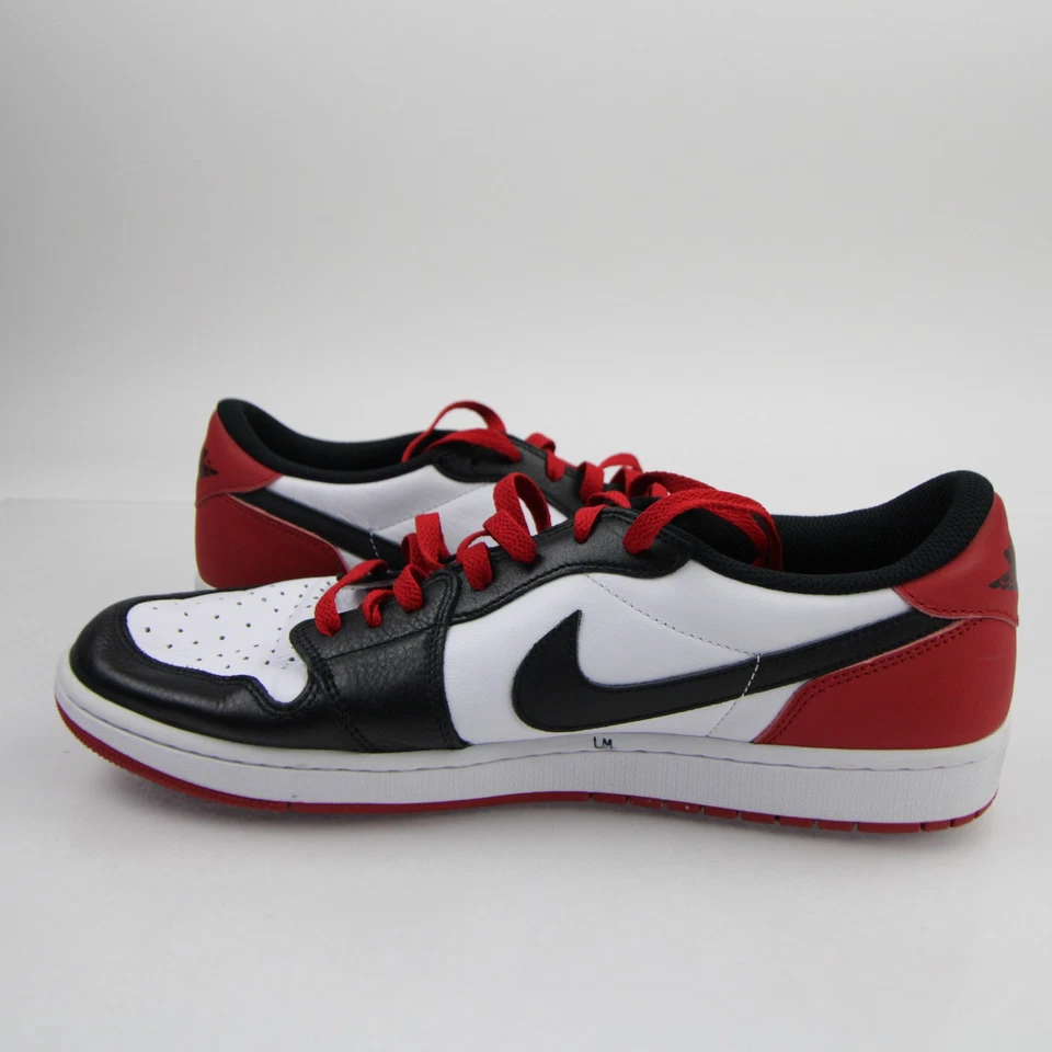 Air Jordan Basketball Shoe Men's White/Dark Red Used - Image 3 of 4