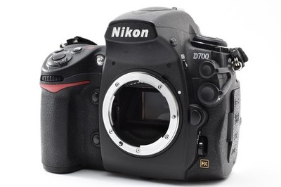 19.123 Auslösungen [NEUWERTIG] Nikon D700 12,1 MP Digital SLR Kamera Body...